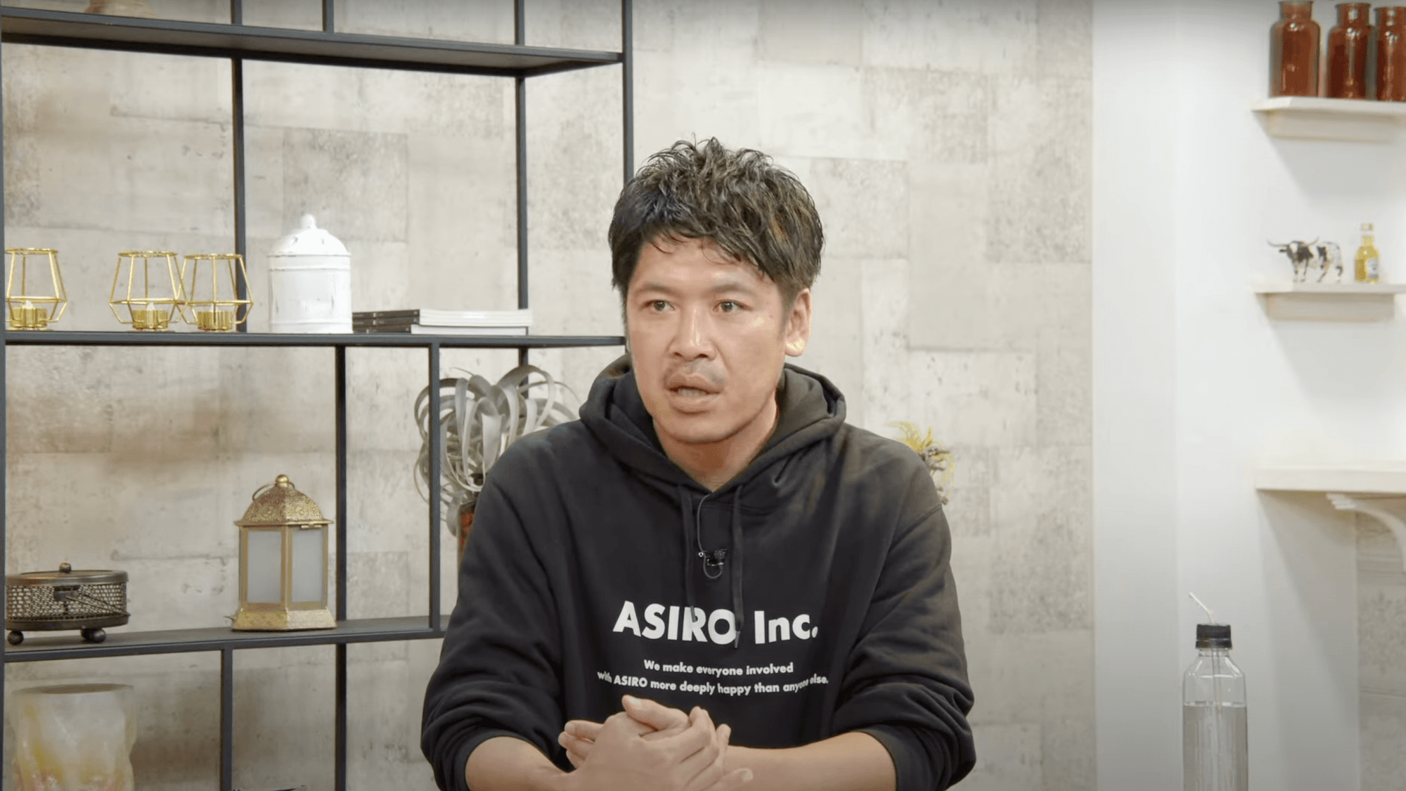 【QAあり】アシロ、通期売上高は期中の上方修正予想を上回り着地　中計目標達成に向け、今期もYoY30％以上の成長を狙う